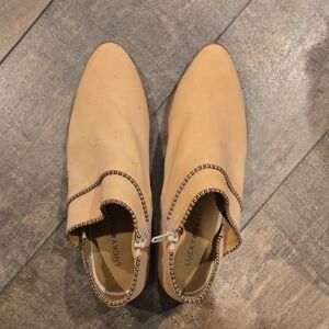 Lucky Brand Tan Women's Ankle Boots. NEW!